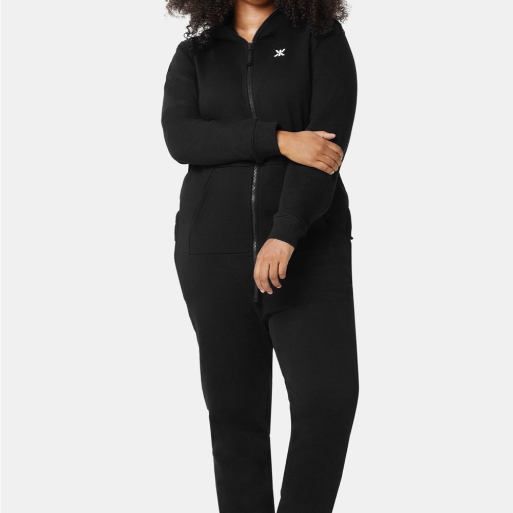 Onepiece The Norwegian Original Solid Black Classic Fullzip Women's Jumpsuit